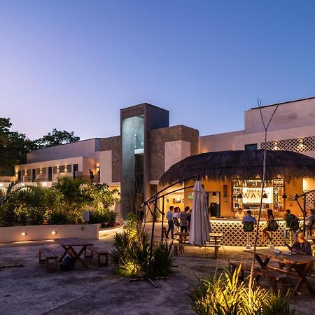 Hotel Waye Valladolid  Eksteriør billede